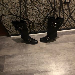 Black boot sale!!!!! Name a price of $30-$50.  ALL ARE SIZE 11!!!!